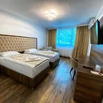 توريست 98 فندق